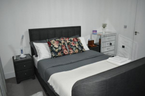 A private en-suite bedroom in Bromley-by-Bow